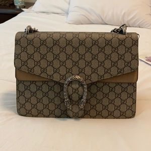 AUTHENTIC GUCCI Medium Dionysus GG Shoulder Bag